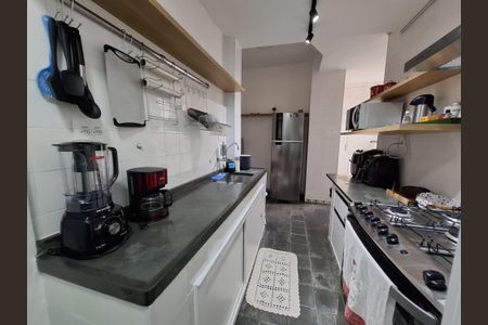 Apartamento à venda com 92m², 2 quartos e 1 vagaCozinha