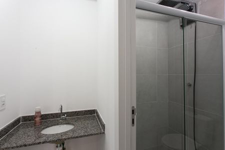 Apartamento para alugar com 35m², 2 quartos e sem vaga Apartamento para alugar com 35m², 2 quartos e sem vagaBanheiro