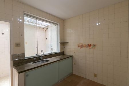 Casa para alugar com 62m², 2 quartos e 1 vagaCozinha