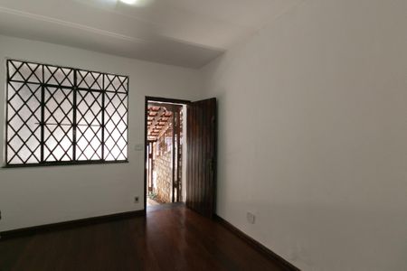 Casa para alugar com 62m², 2 quartos e 1 vagaSala