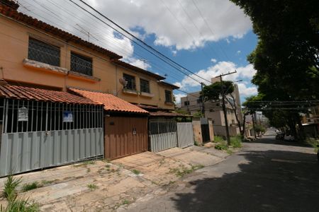 Casa para alugar com 62m², 2 quartos e 1 vagaFachada e placa
