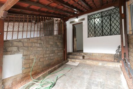 Casa para alugar com 62m², 2 quartos e 1 vagaGaragem