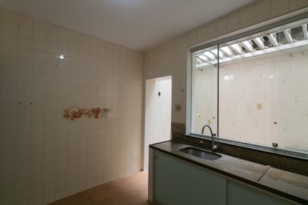 Casa para alugar com 62m², 2 quartos e 1 vagaCozinha