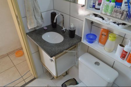 Apartamento à venda com 60m², 3 quartos e 1 vaga Apartamento à venda com 60m², 3 quartos e 1 vagaBanheiro