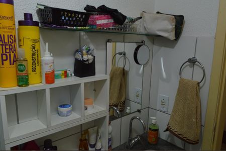 Apartamento à venda com 60m², 3 quartos e 1 vaga Apartamento à venda com 60m², 3 quartos e 1 vagaBanheiro da Suíte