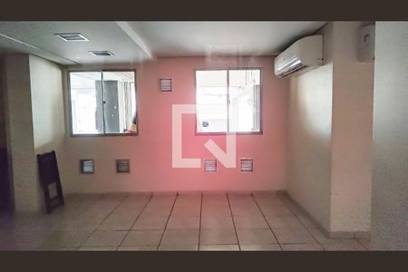 Apartamento à venda com 60m², 3 quartos e 1 vaga Apartamento à venda com 60m², 3 quartos e 1 vagaÁrea comum - Salão de festas