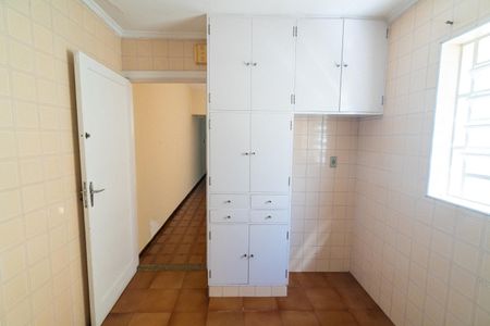 Casa à venda com 200m², 3 quartos e 1 vaga Casa à venda com 200m², 3 quartos e 1 vagaCozinha