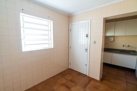 Casa à venda com 200m², 3 quartos e 1 vaga Casa à venda com 200m², 3 quartos e 1 vagaCozinha