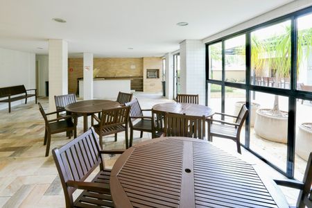 Apartamento à venda com 144m², 2 quartos e 2 vagasÁrea comum - Churrasqueira