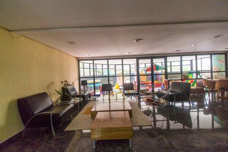 Apartamento para alugar com 220m², 3 quartos e 3 vagasÁrea comum - Salão de festas