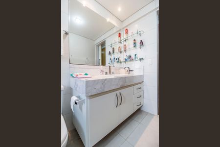 Apartamento para alugar com 220m², 3 quartos e 3 vagasBanheiro da Suíte 1