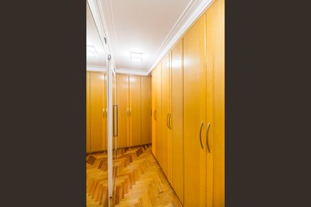 Apartamento para alugar com 220m², 3 quartos e 3 vagasCloset da suíte 1