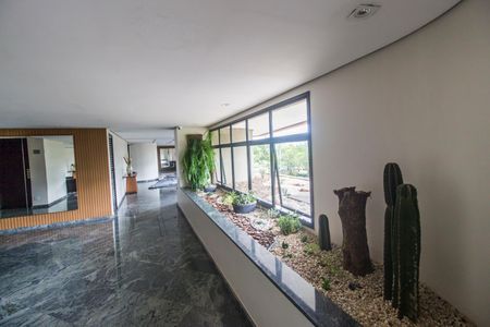 Apartamento para alugar com 220m², 3 quartos e 3 vagasÁrea comum - Hall social