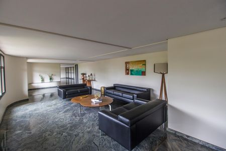 Apartamento para alugar com 220m², 3 quartos e 3 vagasÁrea comum - Hall social