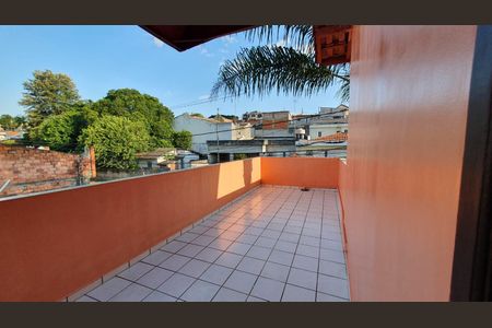 Casa para alugar com 315m², 4 quartos e 3 vagas Casa para alugar com 315m², 4 quartos e 3 vagasÁrea Externa