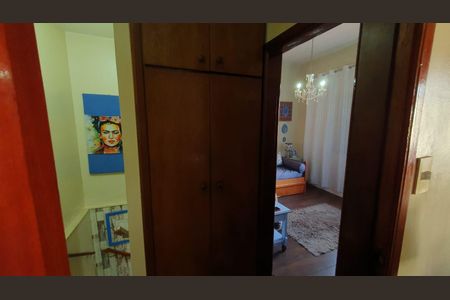 Casa para alugar com 315m², 4 quartos e 3 vagas Casa para alugar com 315m², 4 quartos e 3 vagasQuarto 2