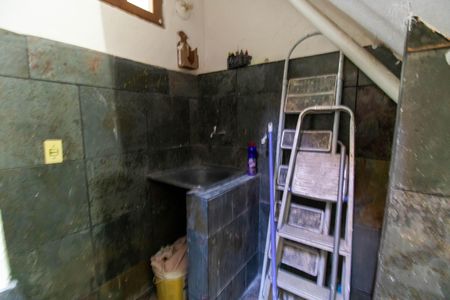 Casa à venda com 220m², 3 quartos e 1 vagaÁrea de Serviço