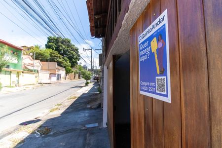 Casa à venda com 220m², 3 quartos e 1 vagaPlaquinha