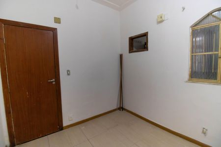 Casa à venda com 220m², 3 quartos e 1 vagaQuarto 2