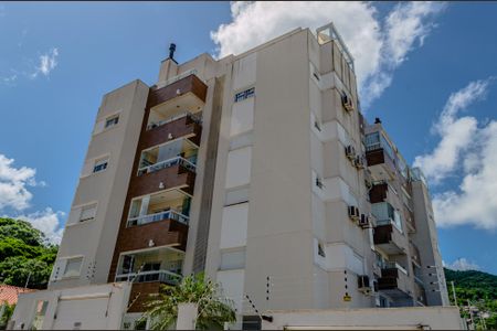 Apartamento para alugar com 58m², 2 quartos e 2 vagasFachada