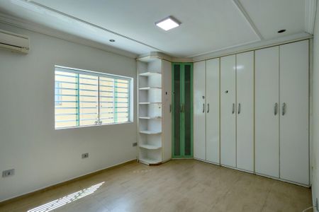 Casa para alugar com 300m², 5 quartos e 4 vagasSuite 2