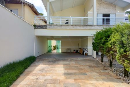 Casa para alugar com 300m², 5 quartos e 4 vagasGaragem