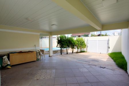 Casa para alugar com 300m², 5 quartos e 4 vagasGaragem