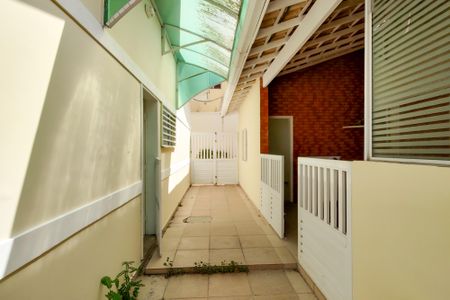 Casa para alugar com 300m², 5 quartos e 4 vagasQuintal