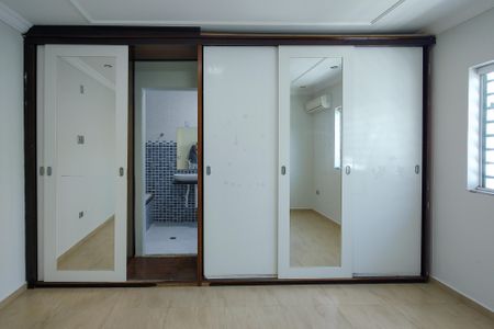Casa para alugar com 300m², 5 quartos e 4 vagasSuite 1