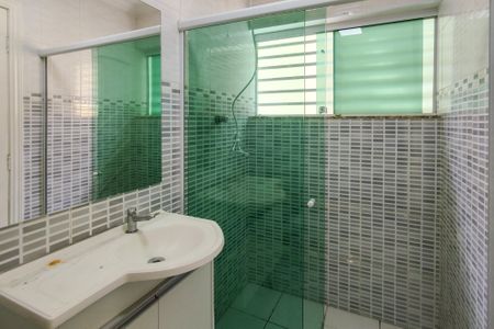 Casa para alugar com 300m², 5 quartos e 4 vagasBanheiro de Serviço