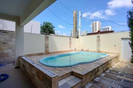 Casa para alugar com 300m², 5 quartos e 4 vagasPiscina