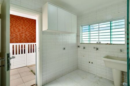 Casa para alugar com 300m², 5 quartos e 4 vagasÁrea de Serviço