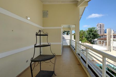 Casa para alugar com 300m², 5 quartos e 4 vagasSacada da suite 3