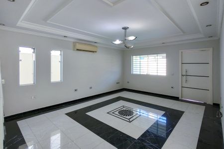 Casa para alugar com 300m², 5 quartos e 4 vagasSala