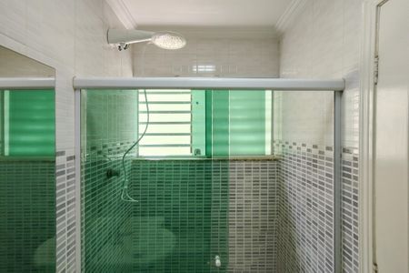 Casa para alugar com 300m², 5 quartos e 4 vagasBanheiro de Serviço