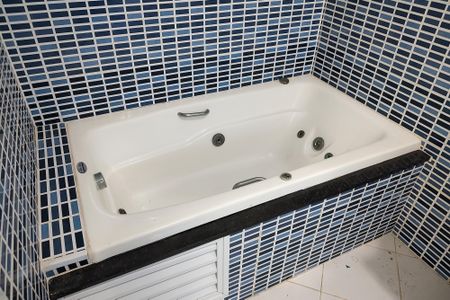 Casa para alugar com 300m², 5 quartos e 4 vagasBanheiro da Suíte 1