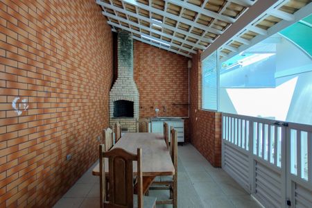 Casa para alugar com 300m², 5 quartos e 4 vagasChurrasqueira