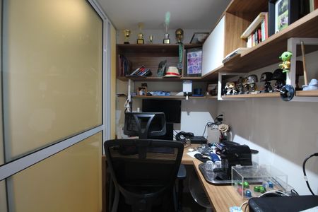 Apartamento à venda com 149m², 4 quartos e 2 vagasEscritório