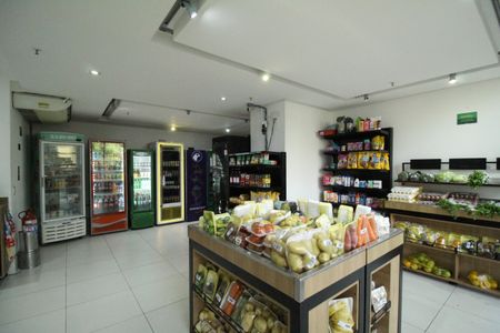 Apartamento à venda com 149m², 4 quartos e 2 vagasÁrea comum - Mercadinho