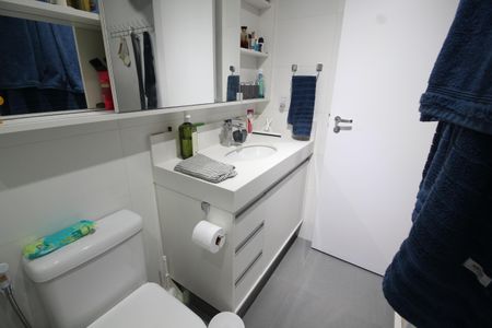Apartamento à venda com 149m², 4 quartos e 2 vagasQuarto 4 - Banheiro da Suíte
