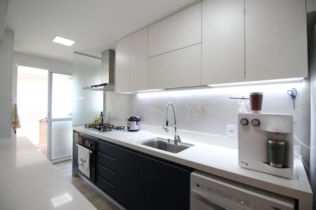 Apartamento à venda com 149m², 4 quartos e 2 vagasCozinha