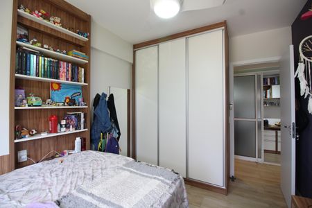 Apartamento à venda com 149m², 4 quartos e 2 vagasQuarto 2