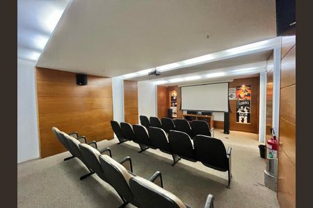 Apartamento à venda com 149m², 4 quartos e 2 vagas Apartamento à venda com 149m², 4 quartos e 2 vagasÁrea comum - Cinema