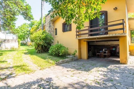 Casa à venda com 164m², 2 quartos e 1 vagaQuintal