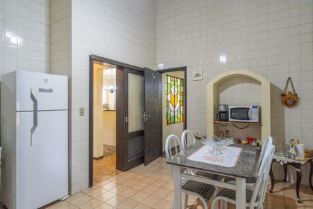 Casa à venda com 164m², 2 quartos e 1 vagaCozinha