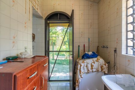 Casa à venda com 164m², 2 quartos e 1 vagaÁrea de Serviço