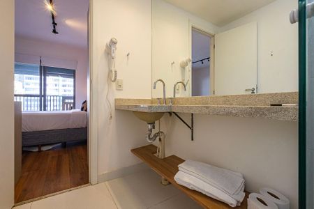 Apartamento para alugar com 48m², 1 quarto e sem vagaBanheiro