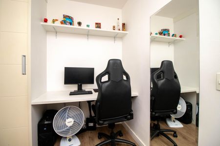 Apartamento à venda com 96m², 3 quartos e 2 vagas Apartamento à venda com 96m², 3 quartos e 2 vagasQuarto 2