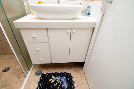 Apartamento à venda com 96m², 3 quartos e 2 vagas Apartamento à venda com 96m², 3 quartos e 2 vagasBanheiro