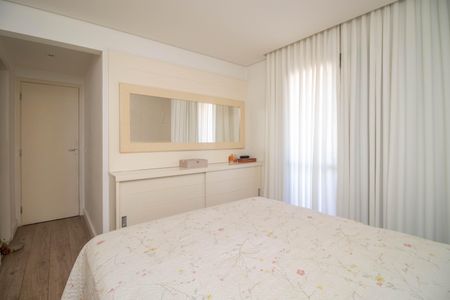 Apartamento à venda com 96m², 3 quartos e 2 vagas Apartamento à venda com 96m², 3 quartos e 2 vagasSuíte